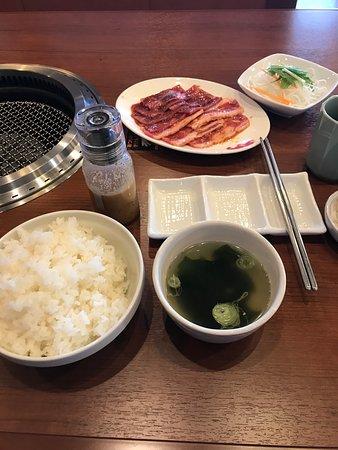 Yamanakaya Shiroshita